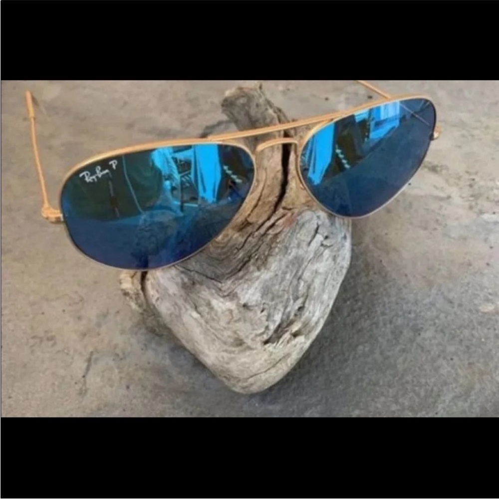 Ray-Ban Aviator Sunglasses with Blue Lenses